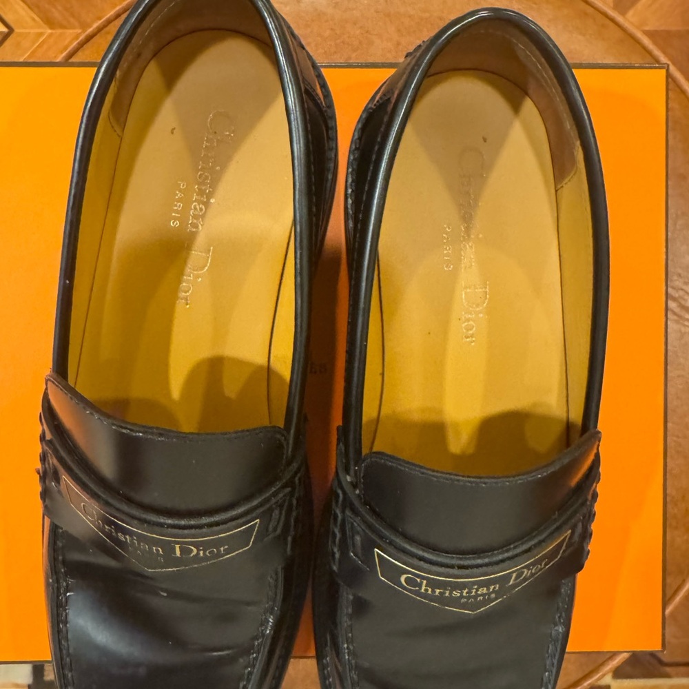 Dior Black Leather Men's Loafers with Gold Logo - Picture 6 of 6